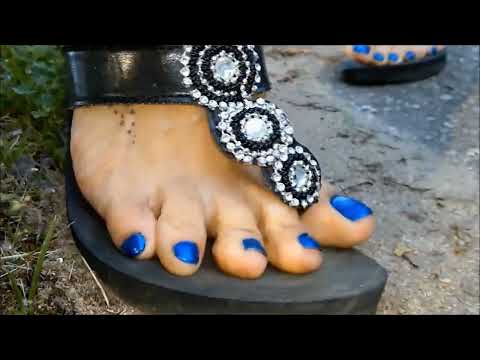 FLIP FLOPS ~VS~ FIRE ANT HILLS