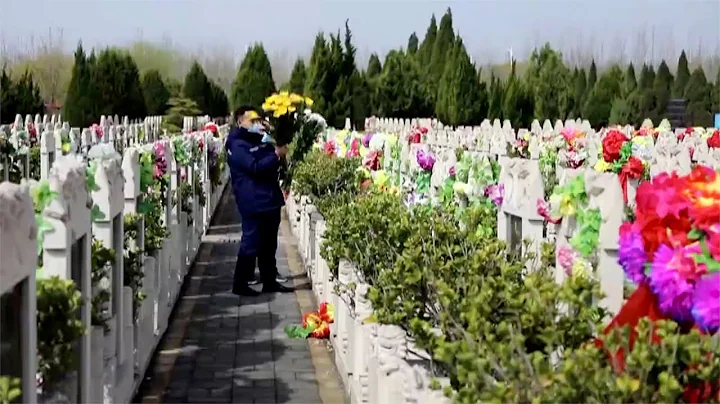 3-day Qingming holiday starts as many Chinese people visit graves of deceased family members - DayDayNews