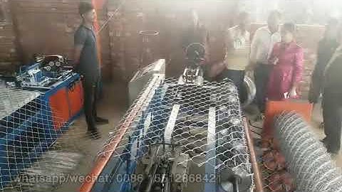 Chain link fence machine video | automatic chain link fencing machine