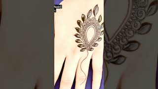Please like share and subscribe ?☺️shorts henna heartshape 2023 mehandi shortvideossubscribe