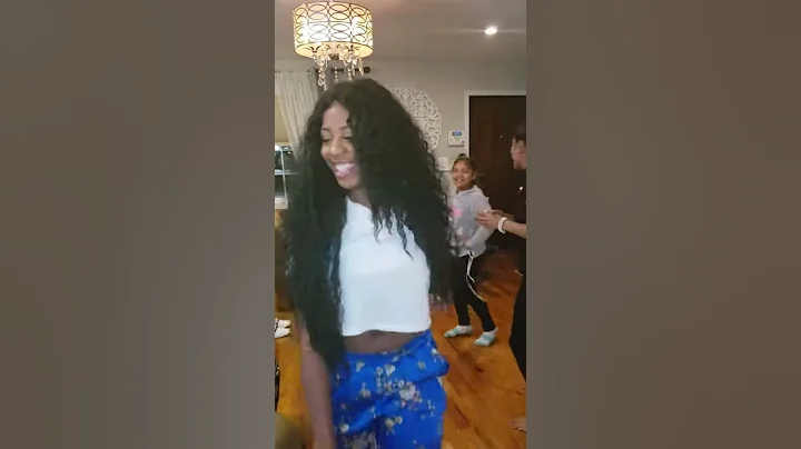 Rosa Vizcaino and Deja Thanksgiving 2018