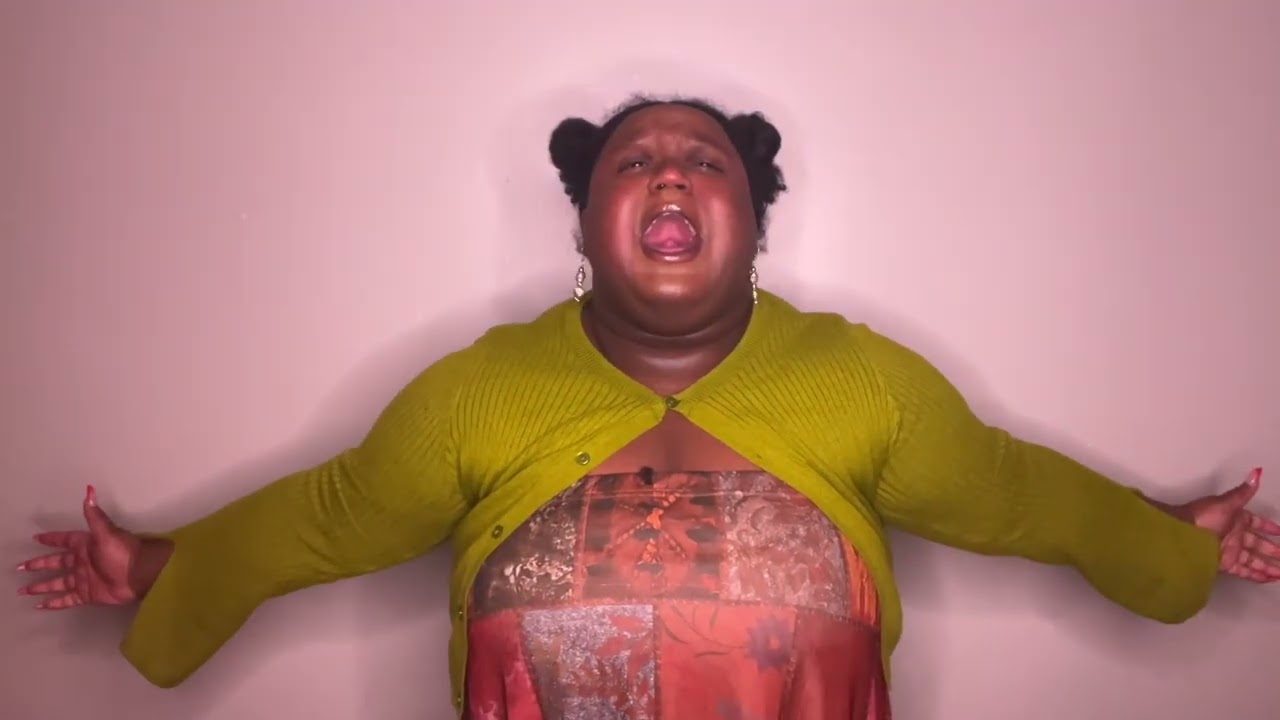 Erin Morton sings 'She Used To Be Mine' preview