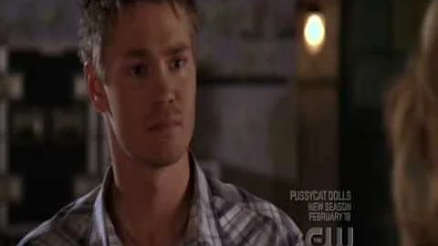 Does Lucas love Peyton?