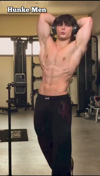 Making adjustments#aesthetic#muscle#motivation#posing#abs#chest#biceps#model#body#hunk#gym#workou