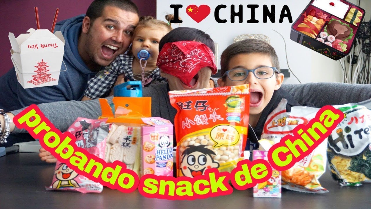 Snacks Raros Mama española probando snack chinos / Sabores raros en familia / Asian ...