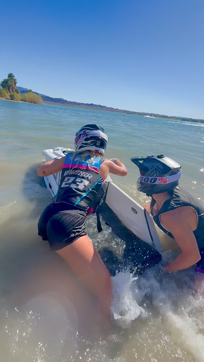 Stock 1500cc Kawi aftermarket hull starts🔥with water box #jetskiracing #girlswhorace