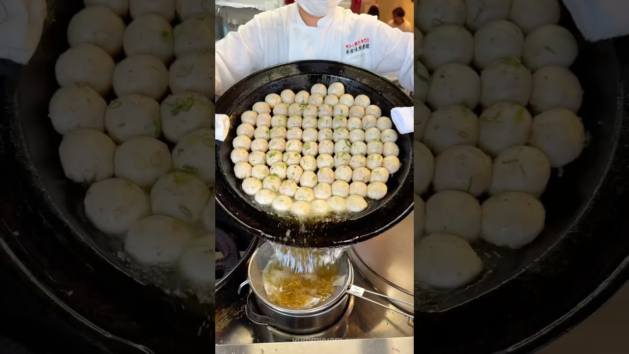 육즙팡팡 고기만두 / Amazing Meat dumpling with juice - Japanese street food