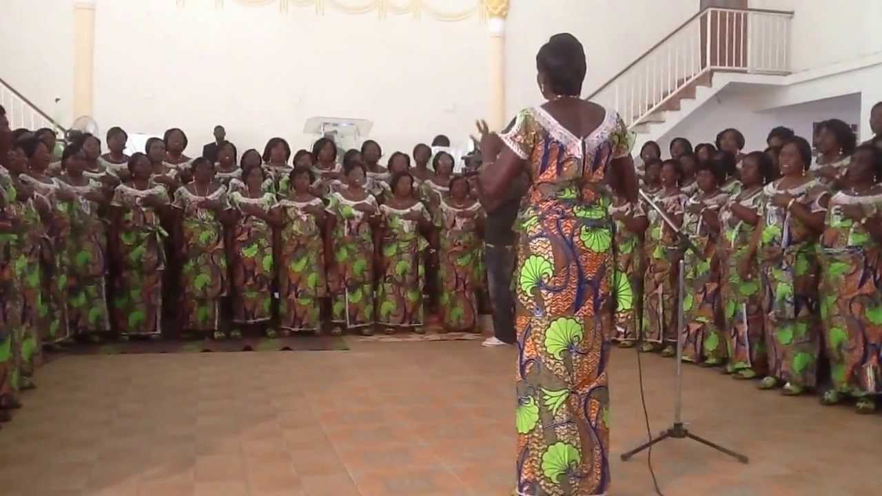 Coro Gloria a Deus   Gloria a Deus