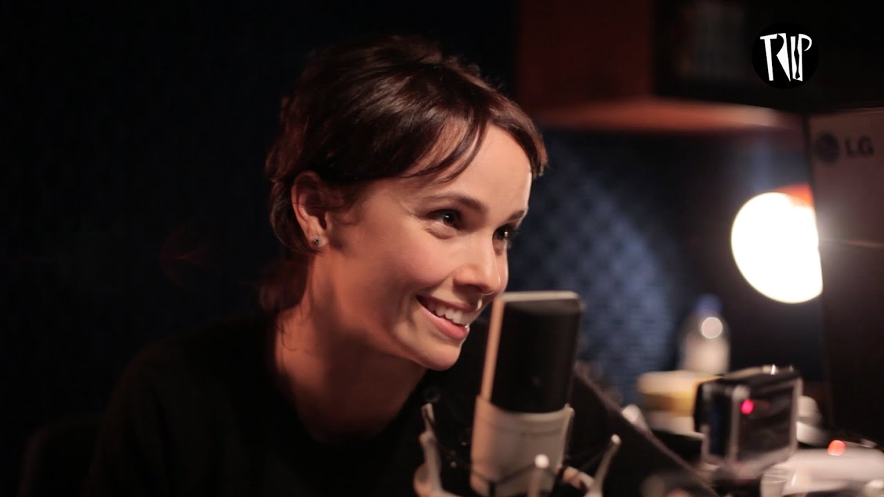 Débora Falabella no Trip FM: 