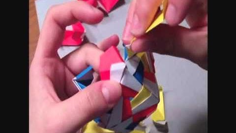 Modular Origami: Patterned Icosahedron, 30 units (Meenakshi Mukerji)