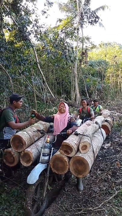 Gara - gara Sebotol Minuman , Neng jadi Semangat nge Gas Lagi #nengpangandaran  #pangandaran