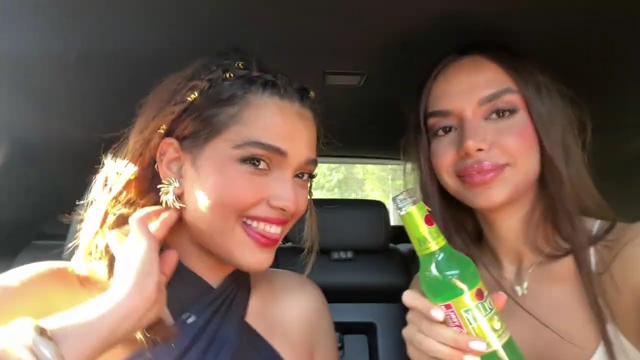 تو یه روز دوتا کنسرت دعوت شدیم😱😍(معروف ترین خواننده ی ترک!)