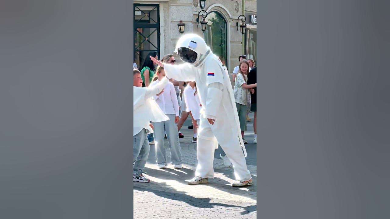 TEACHING SHUFFLE 😱🔥🔥 LITTLE BOY DANCING !! ⭐️ TUZELITY ASTRONOMIA