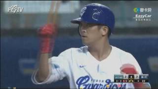 20170702中華職棒28年例行賽 桃猿vs富邦悍將 打擊大亂鬥 8局下 悍將打線在追平比數後趁勝追擊再打下2分再度超前比數 精彩打擊全紀錄
