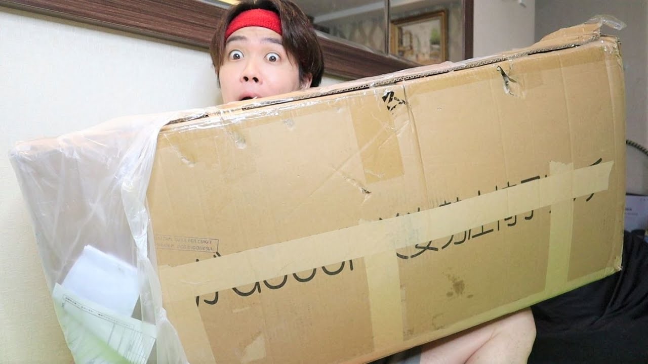 KIRIMAN MAMA DARI JEPANG GEDE BANGET! ISINYA APA?