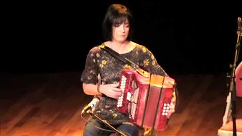 Annette Owens - Hornpips