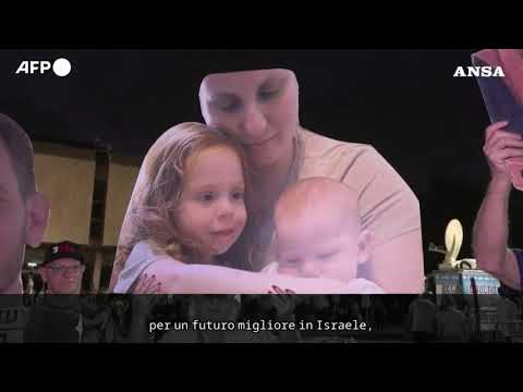 Video Migliaia in piazza a Tel Aviv contro Netanyahu prima delle elezioni