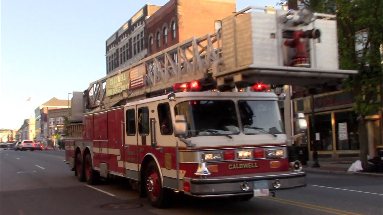 Caldwell Fire Department Tower Ladder 526 Responding 51022 YouTube