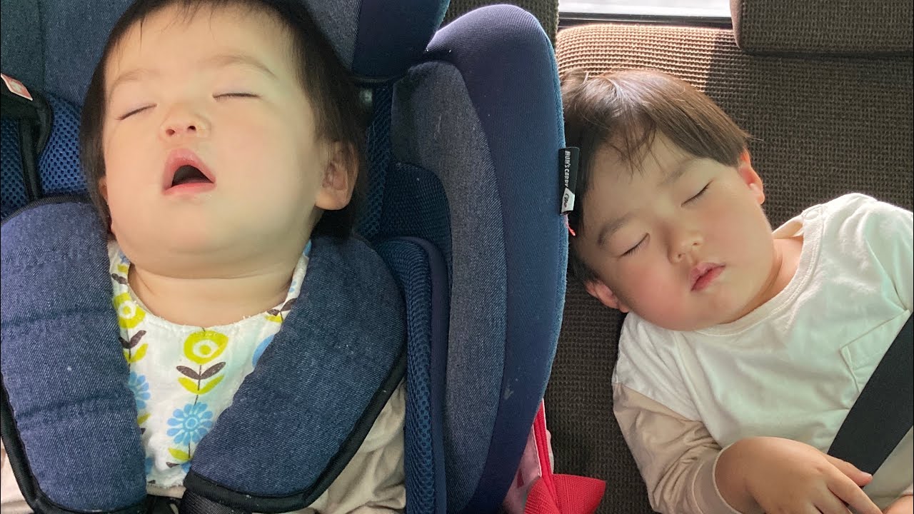 年子 赤ちゃんの寝顔が可愛い ドライブお昼寝 Youtube