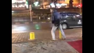 Öyle Gitme Böyle Gitme.