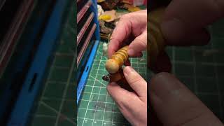 How to burnish leather.#leathercraft #leatherwork #leather #leatherrepair #leathersheath