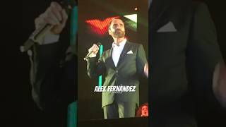 Así de cerca  🥰 con #alejandrofernandez #2017 #Lfestival #2017 #alexfernández