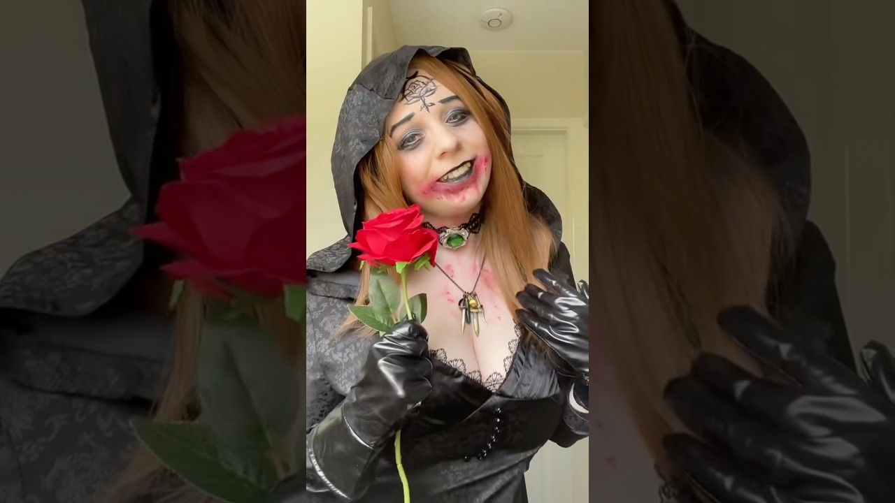 Daniela Dimitrescu 🥀 #residentevil #residentevilvillage #re8 #re8cosplay #ladydimitrescu #halloween