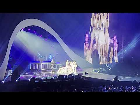 TWICE 5th World Tour Best Clips - Cry For Me Performance & Stage Lift