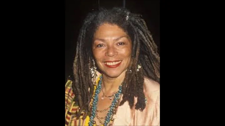 ACTRESS ROSALIND CASH SINGS, TOO