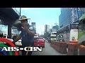 TV Patrol: Pulis, nagmura at nanampal umano ng babaeng motorista