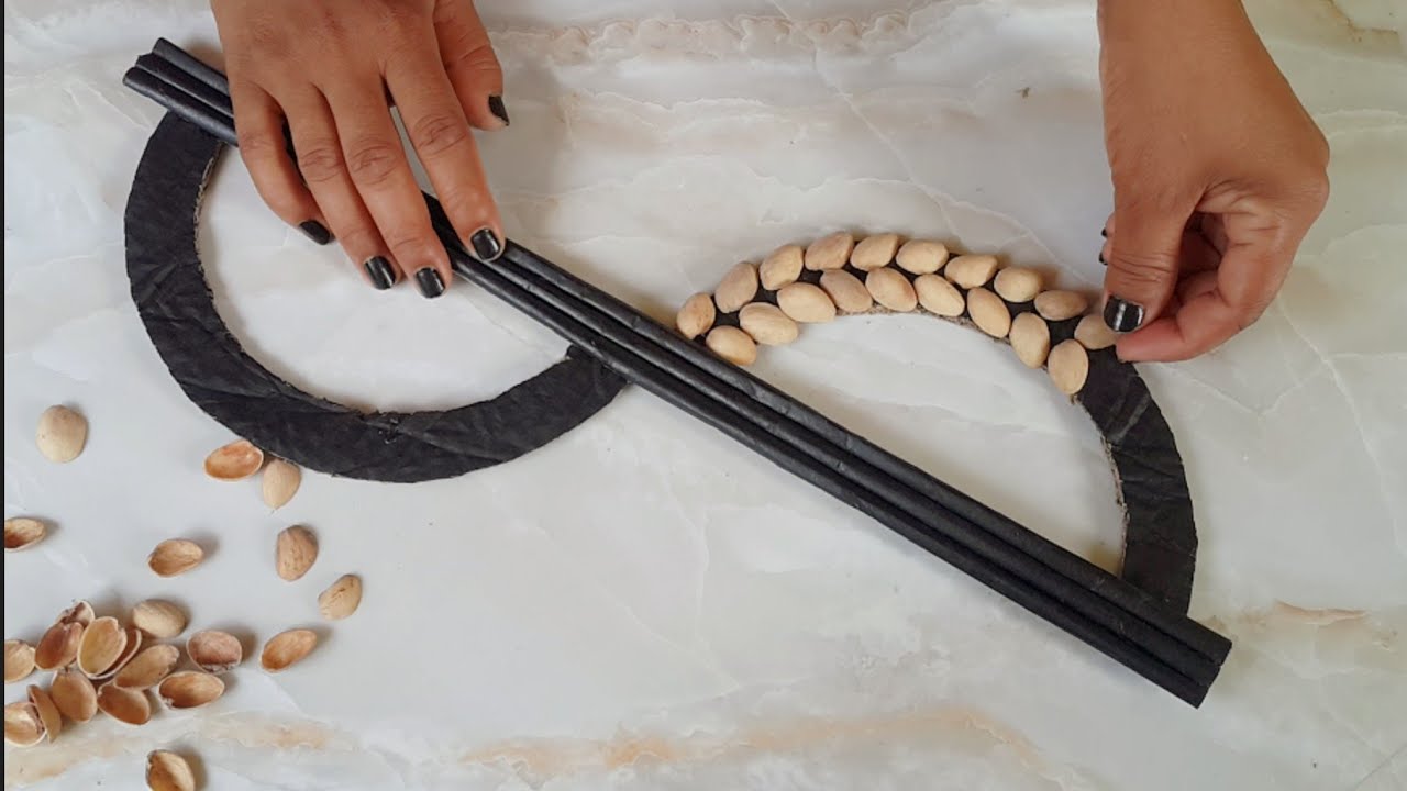 Diy Pista Shells craft idea. Beautiful Pista Shells wall hanging. Home