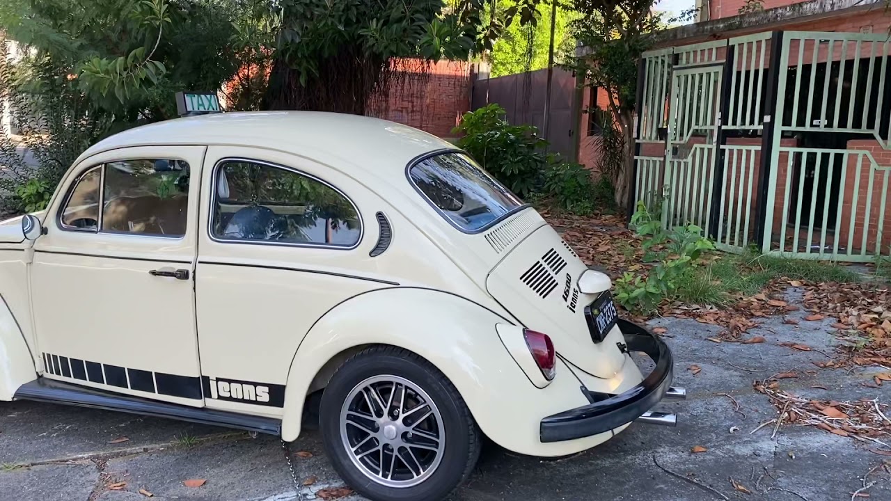 Fusca 1975 placa preta a venda estilo Jeans