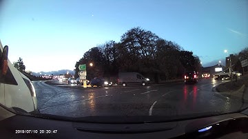 Inverness  idiot on the Shore street roundabout