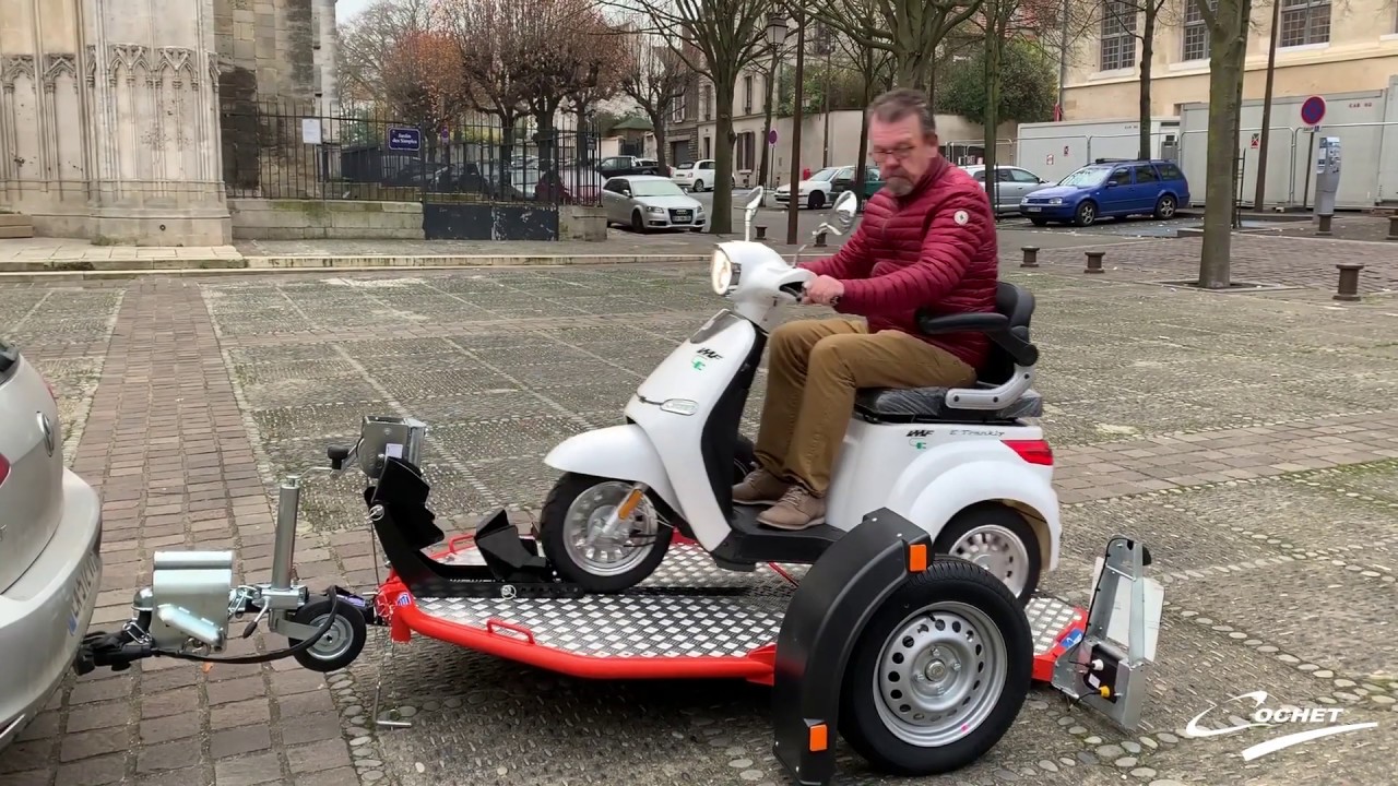 Remorque COCHET abaissante et pliante pour SCOOTER PMR YouTube Remorque COCHET abaissante et pliante pour SCOOTER PMR YouTube