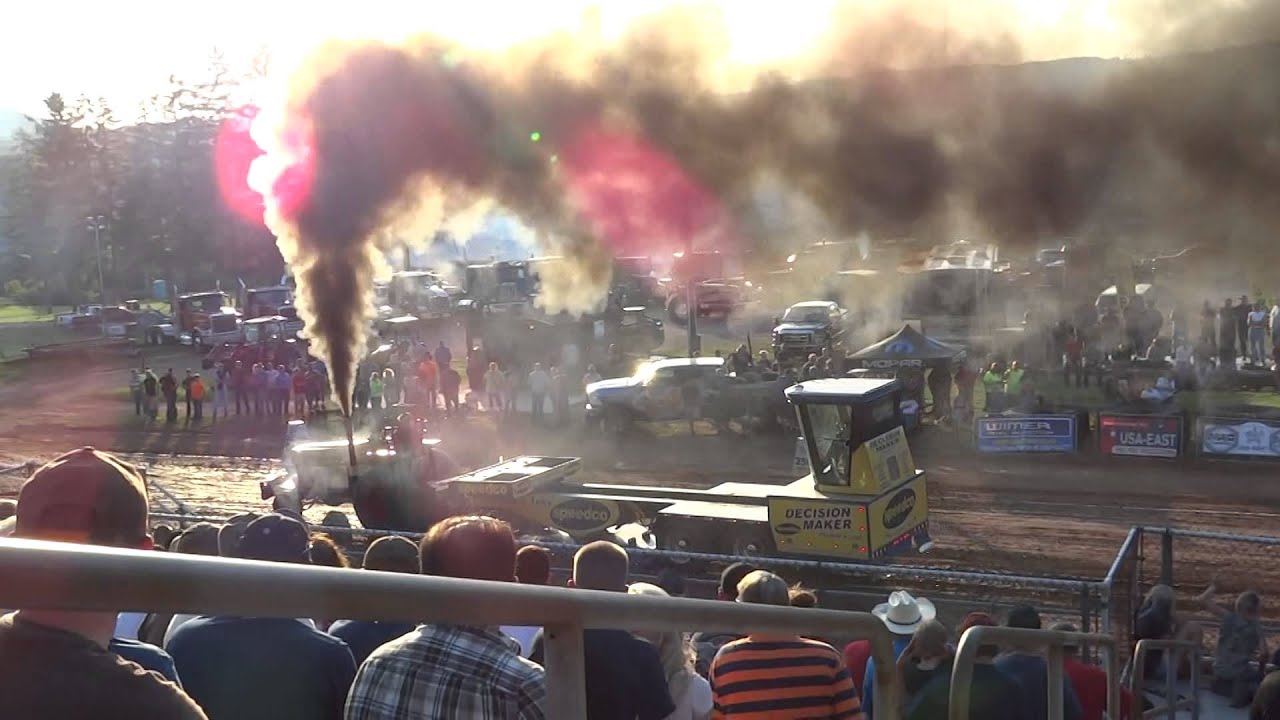 Deep Creek MD Tractor Pull 6-7-14 Tom Menges