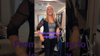 If only getting dressed as Christine Mcvie was this quick in real life #fleetwoodmac #christinemcvie