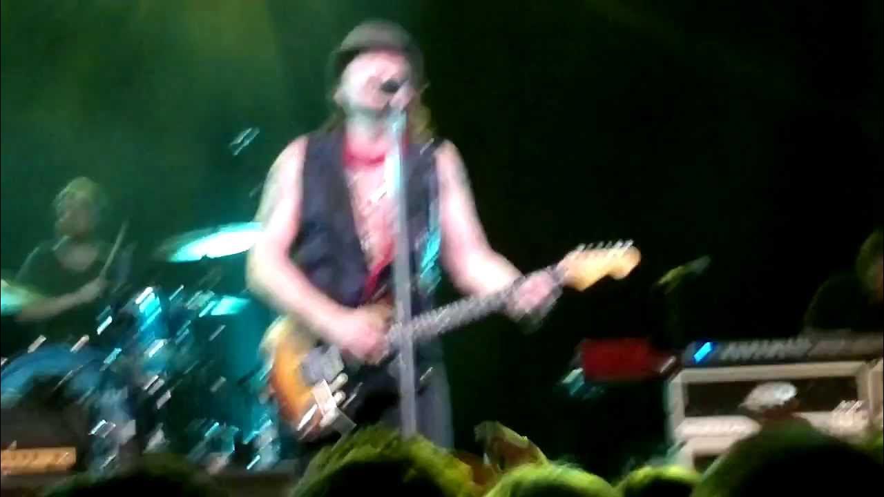 Jon Bon Jovi & Richie Sambora Bridge Over Troubled Water Richie Sambora I'll be there for you / bridge over troubled waters