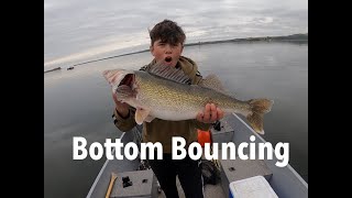 EFFECTIVELY Catching Bottom Bouncer Walleyes (Tips and Tricks)