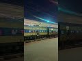 वक्त का परिंदा रुका है। कहा, safar#train life, #viral,train, travel