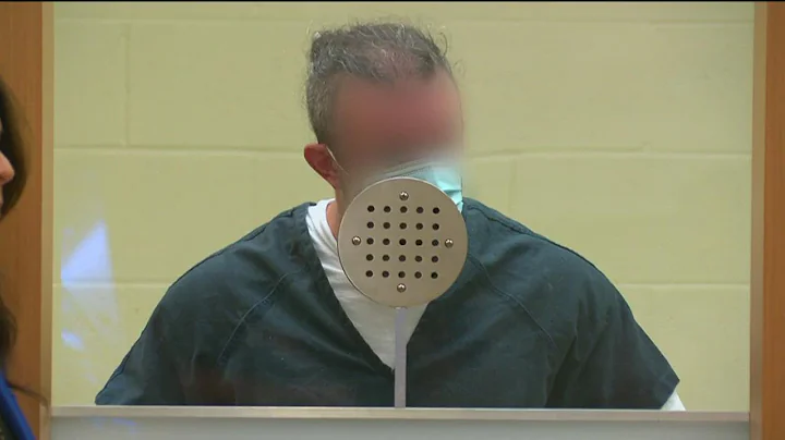 Former marine accused of killing girlfriend then f...