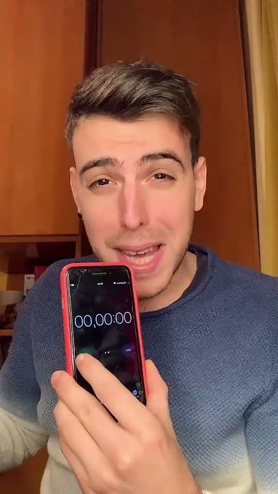 I SING THE ITALIAN ANTHEM IN LESS THAN 6 SECONDS😨