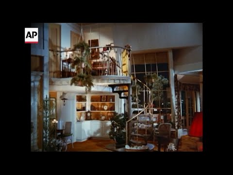 In new book, Paul McCartney celebrates life, career of entertainer Doris Day - Associated Press