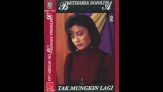 Betharia Sonata_surat merah