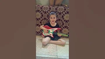 جانسو تعزف على الغيتار Guitar Music Funny 