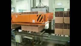 Horizontal strapping machine with compactor LM 011MM