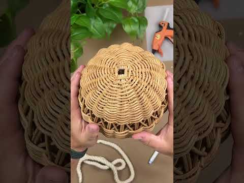 Videó: Halloween Pumpkin Air Plant Holders