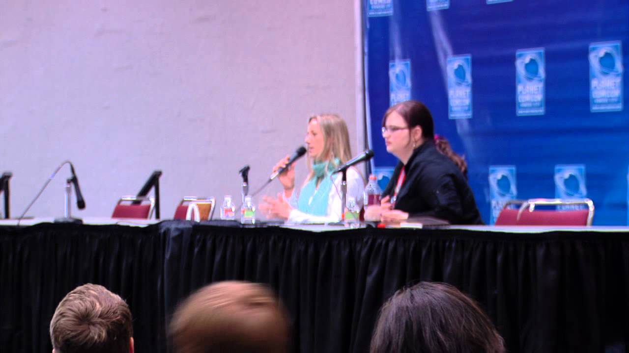 Planet Comicon 2014 Panel: Zoie Palmer