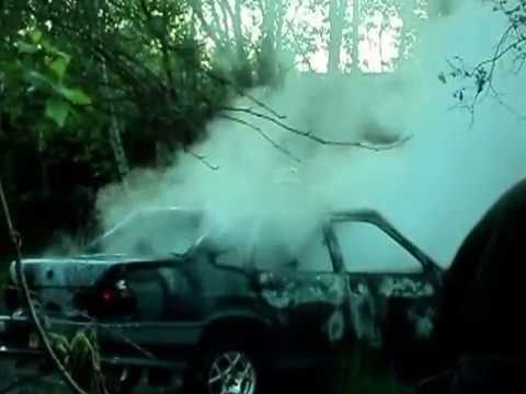 LADA (ВАЗ) 2115 Жесть! Последствия ремонта в гараже. таз не валит. LADA (ВАЗ) 2115 Жесть! Последствия ремонта в гараже. таз не валит.