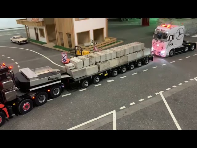 New Broshuis 1/14 low loader 7 axle Fury Bear - YouTube