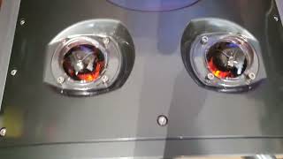 Amplificator hibrid Lars&Ivan PA 40